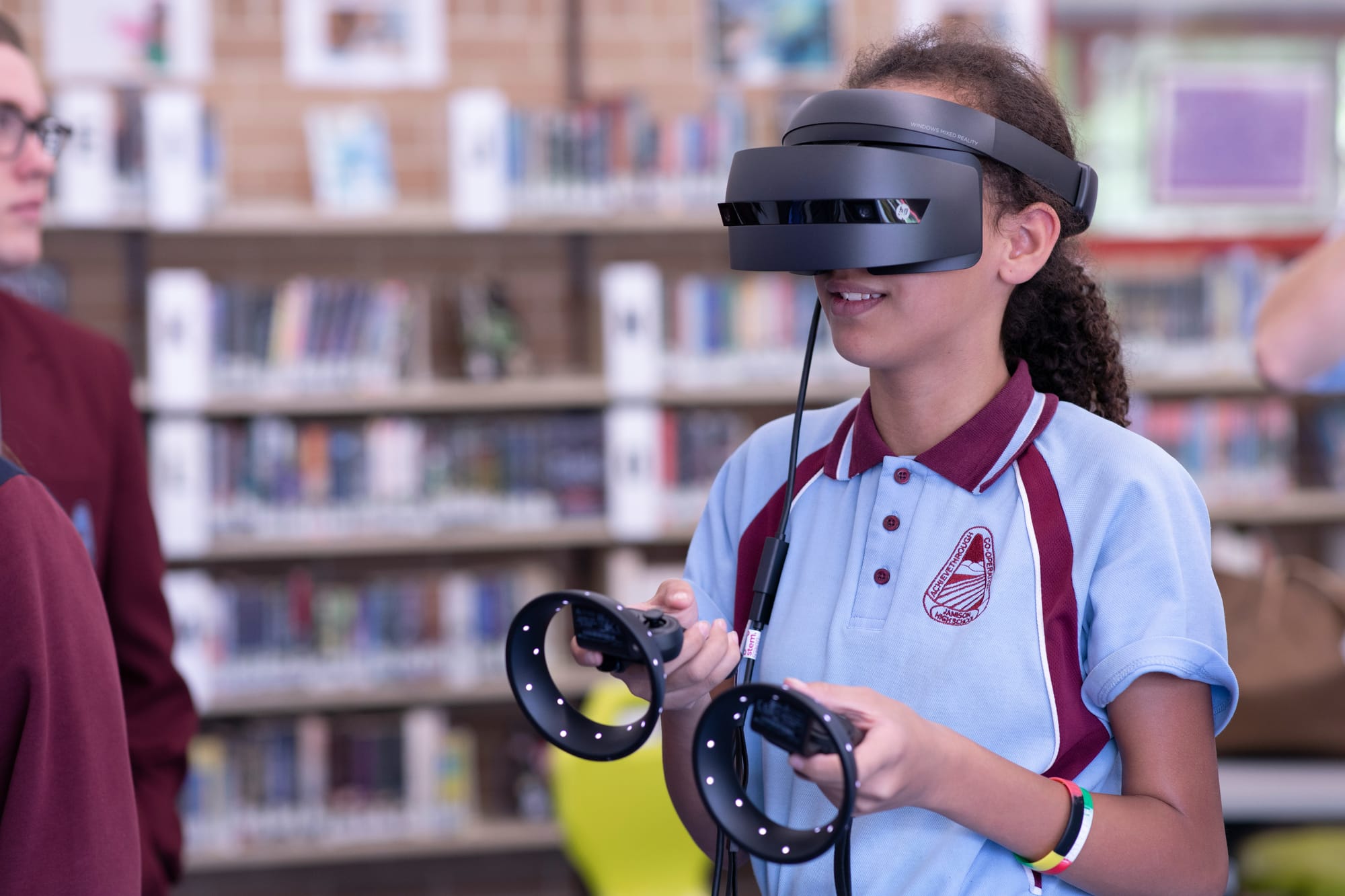 woman testing new vr - Virtual Reality In Architecture